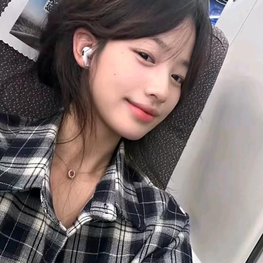ˣ
