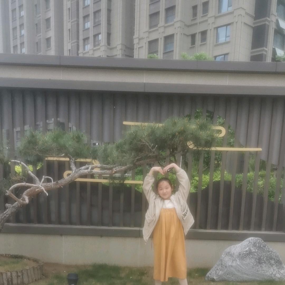 茜茜妈