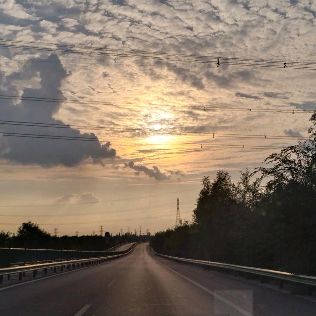 年轻👉【贵在坚持🇨🇳贵在拼搏】♥