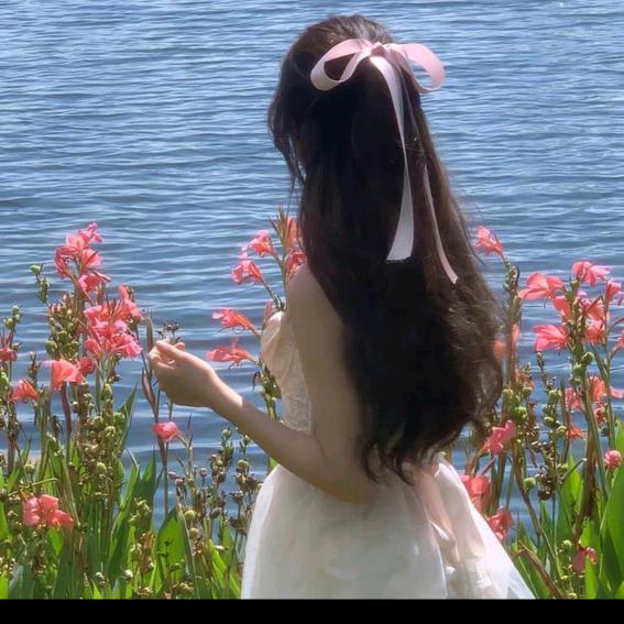 懒懒.💕