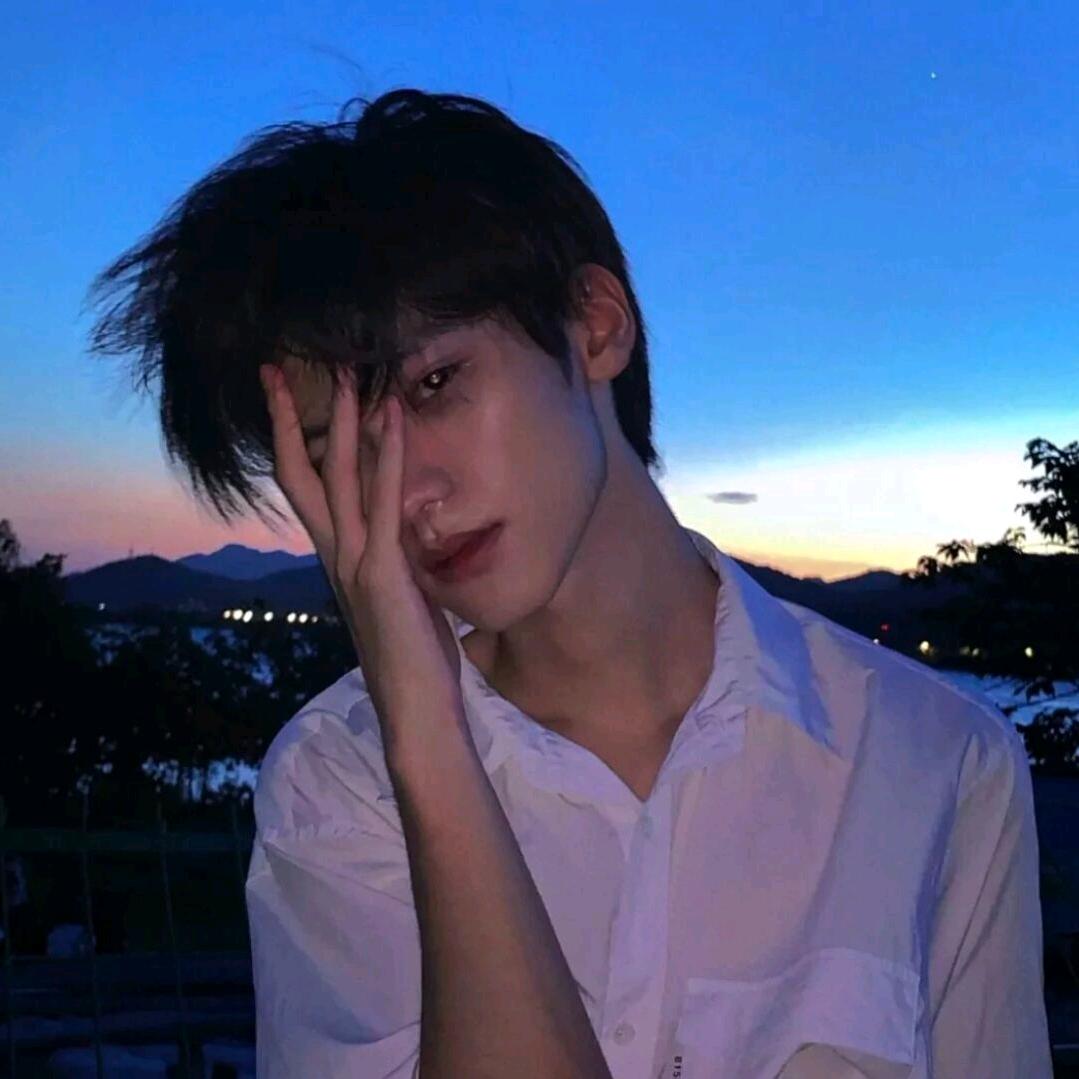 杯盈满春不渡