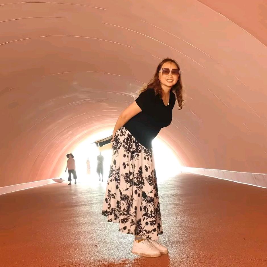 琴琴爱跳舞