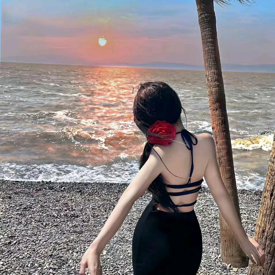 不吃折耳根^•