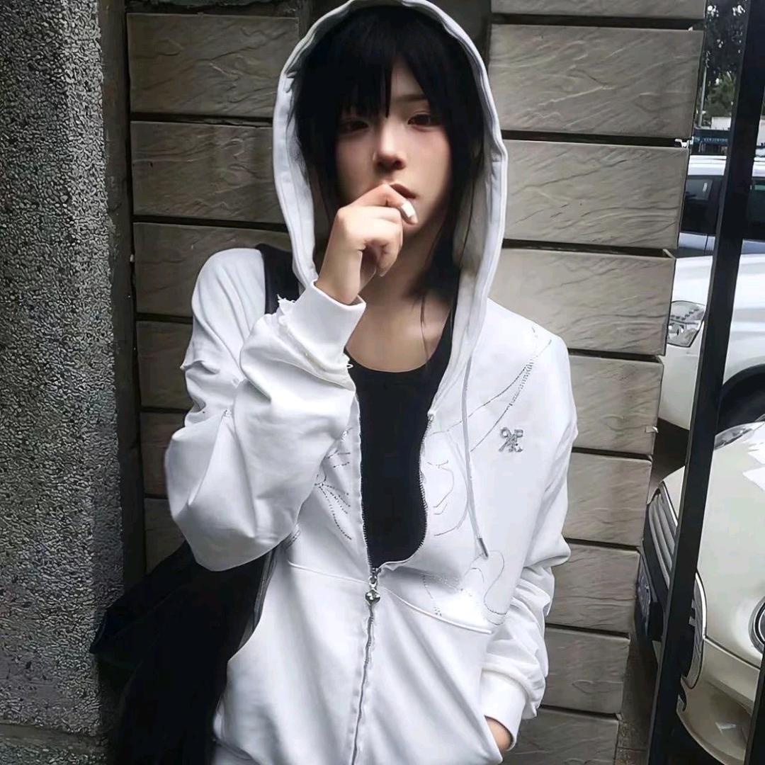 枯梅三两枝