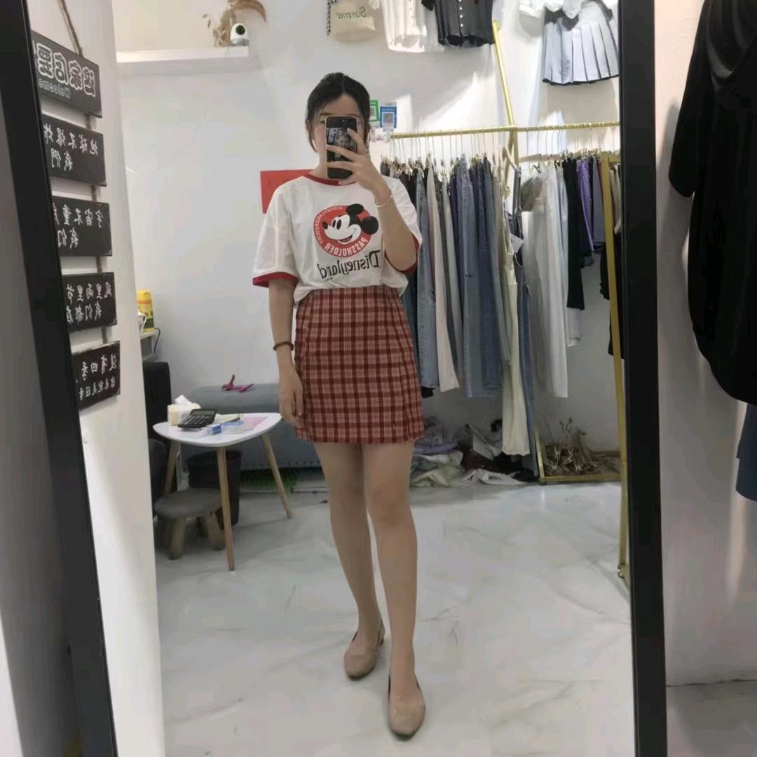 莹莹