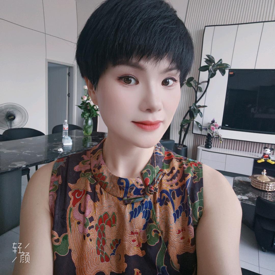 云