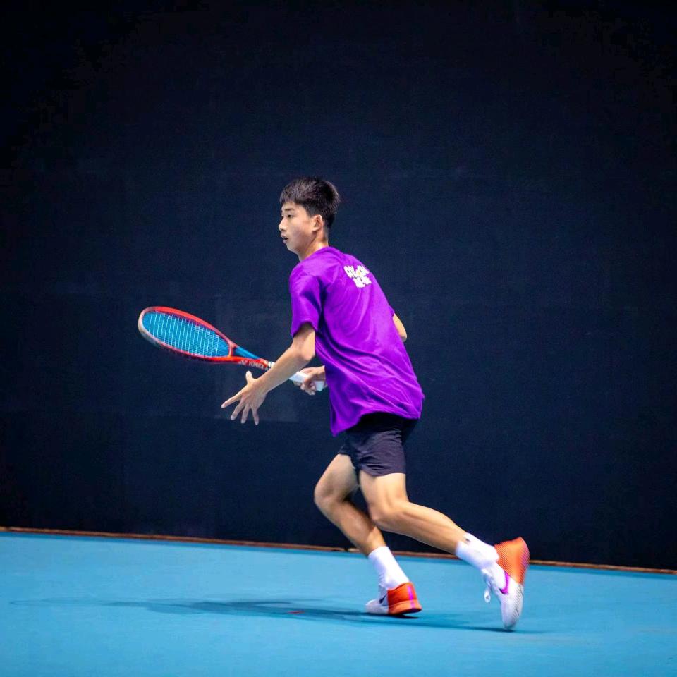 真冠网球(金奥·缤润汇馆)专用号