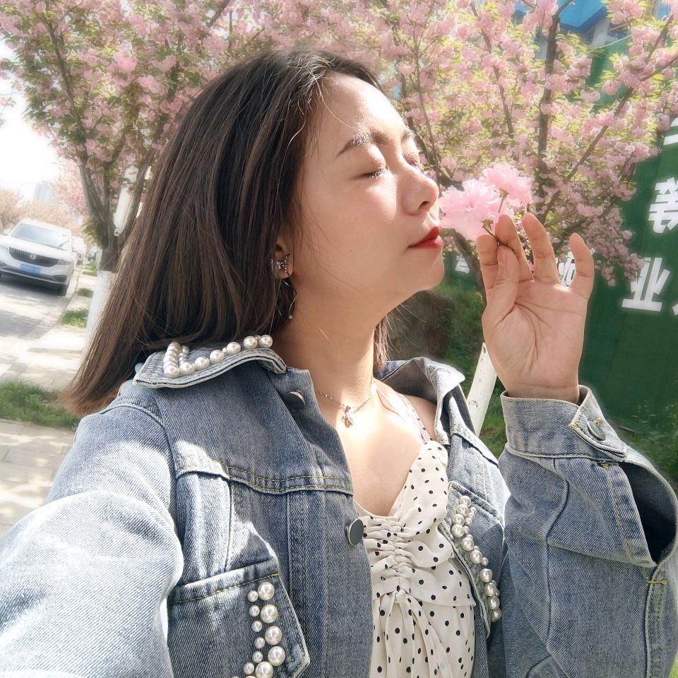 彩儿🦋