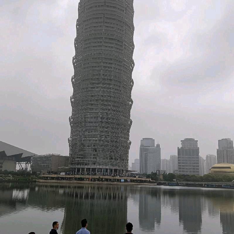萍姐，