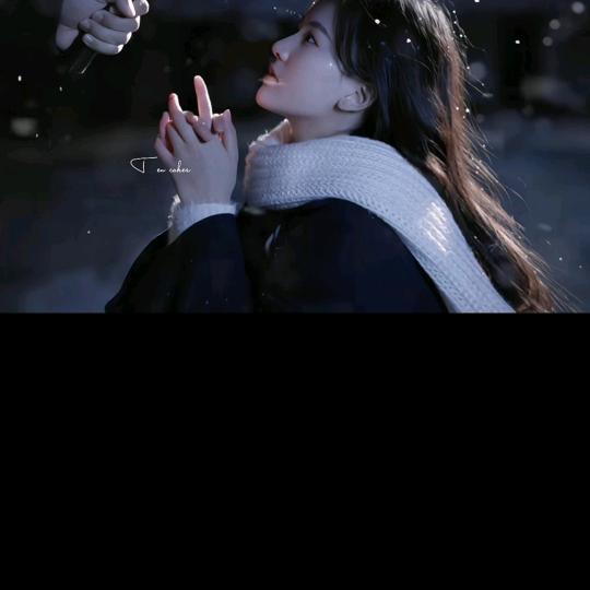 小何…🍀
