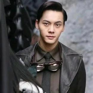 清纯少男