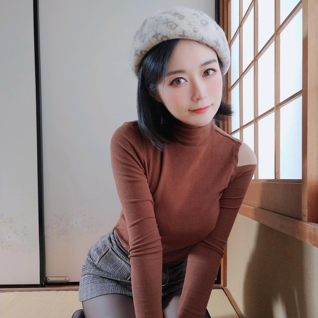 白雅贝