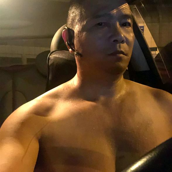 磊哥不会拍