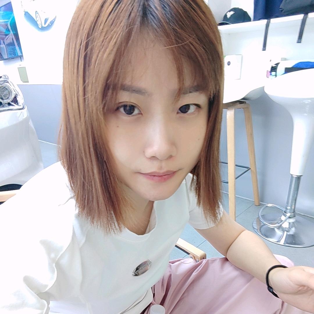 天津四通驾陪静雯金牌女教练