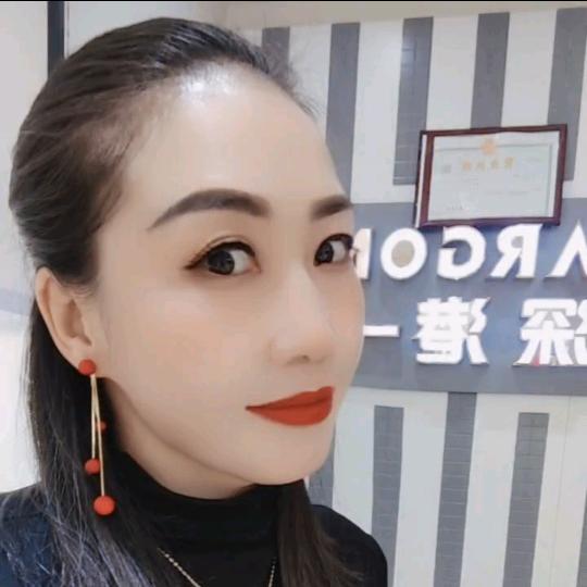 贵州深港鞋业敖溪店—李姐
