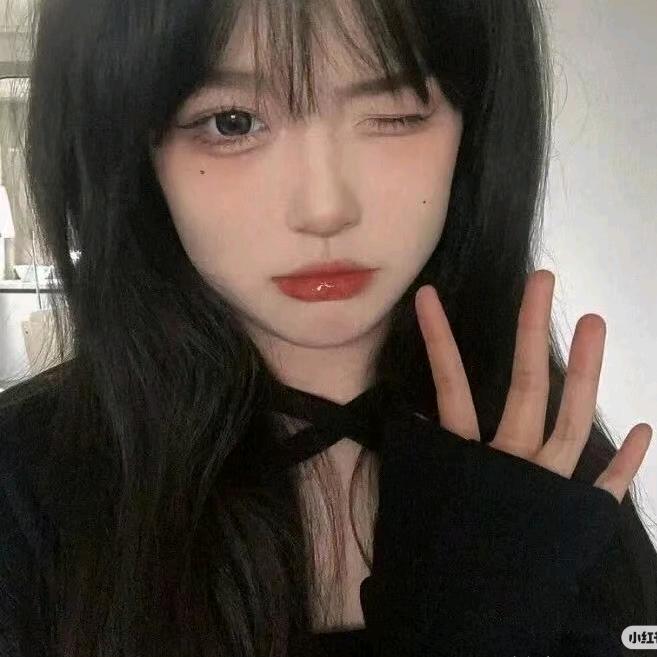 小熊玩偶要我抱
