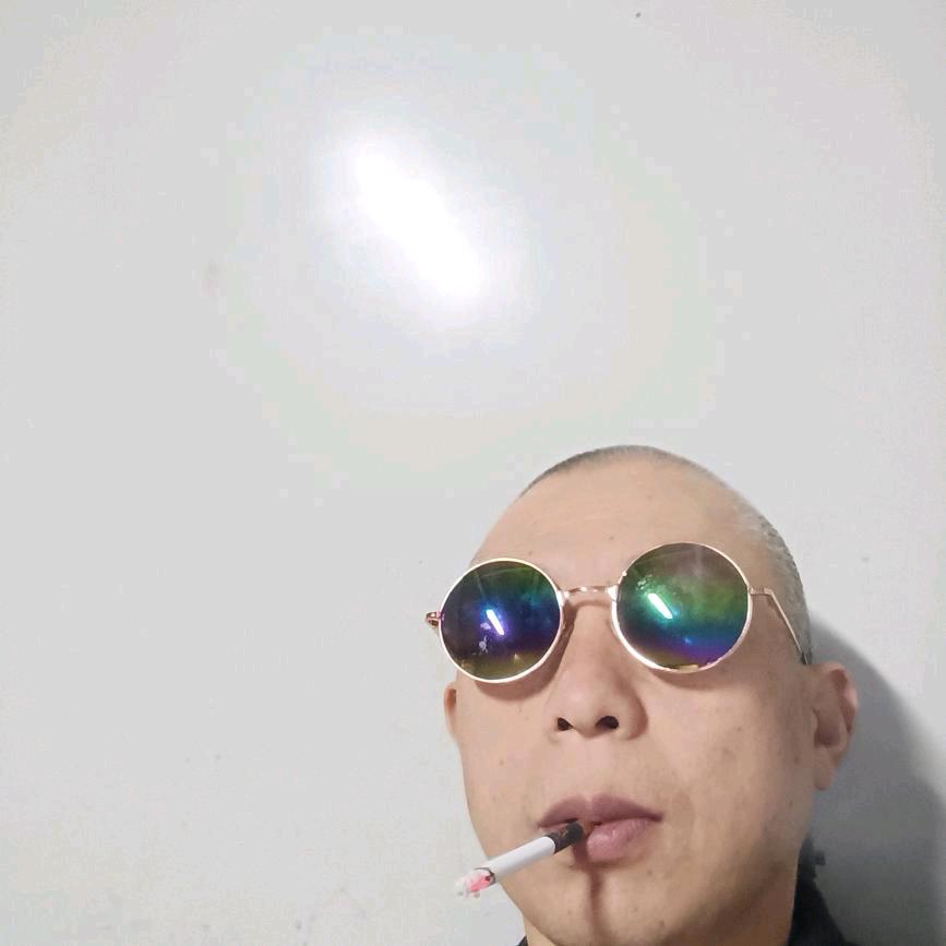 李有才
