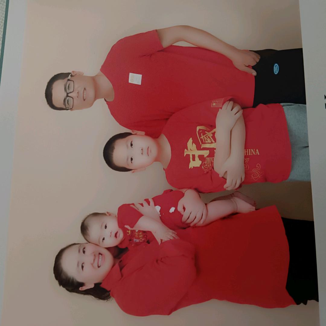 两个儿子的爸