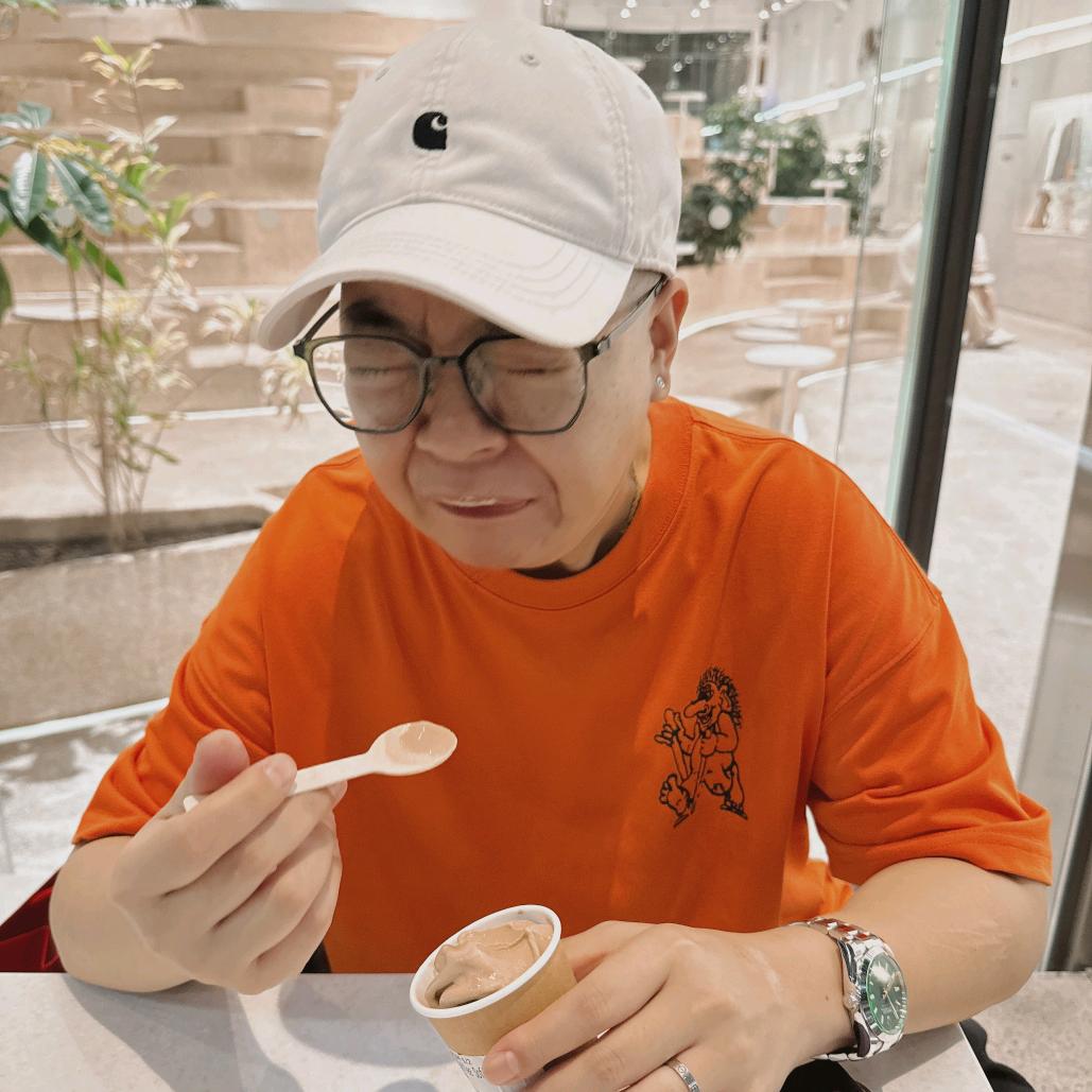 泡泡今天干什么
