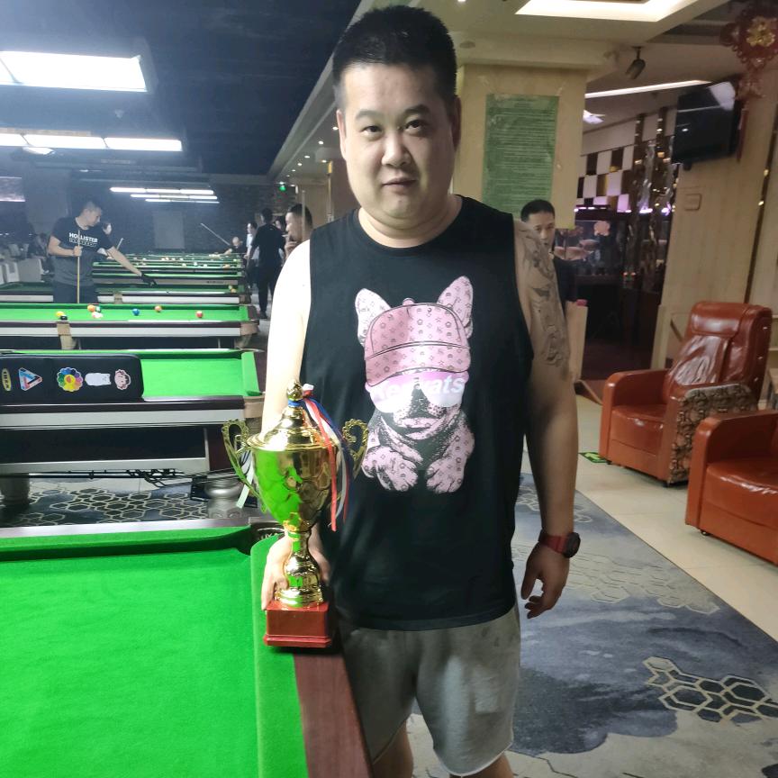 随缘台球闯三