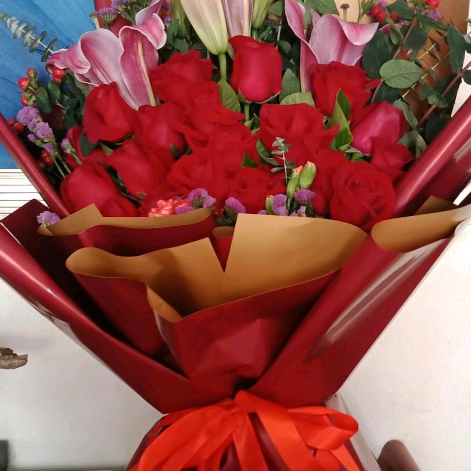 💞࿐🦋ꦿ໊程何᭄🕊一棵心满满🍀