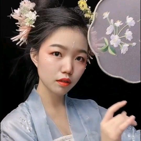 熙熙衣橱（中高端女装）
