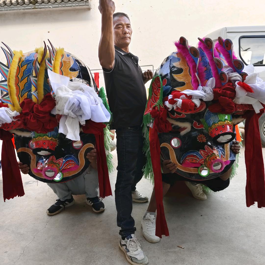 苏家村麻布麒麟龙狮队