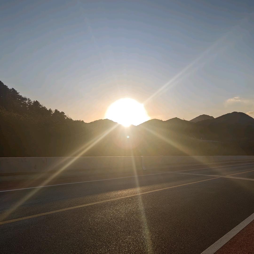 人生若只如初见丶