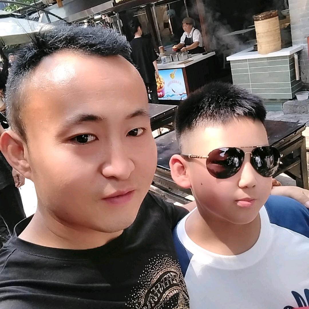 M明