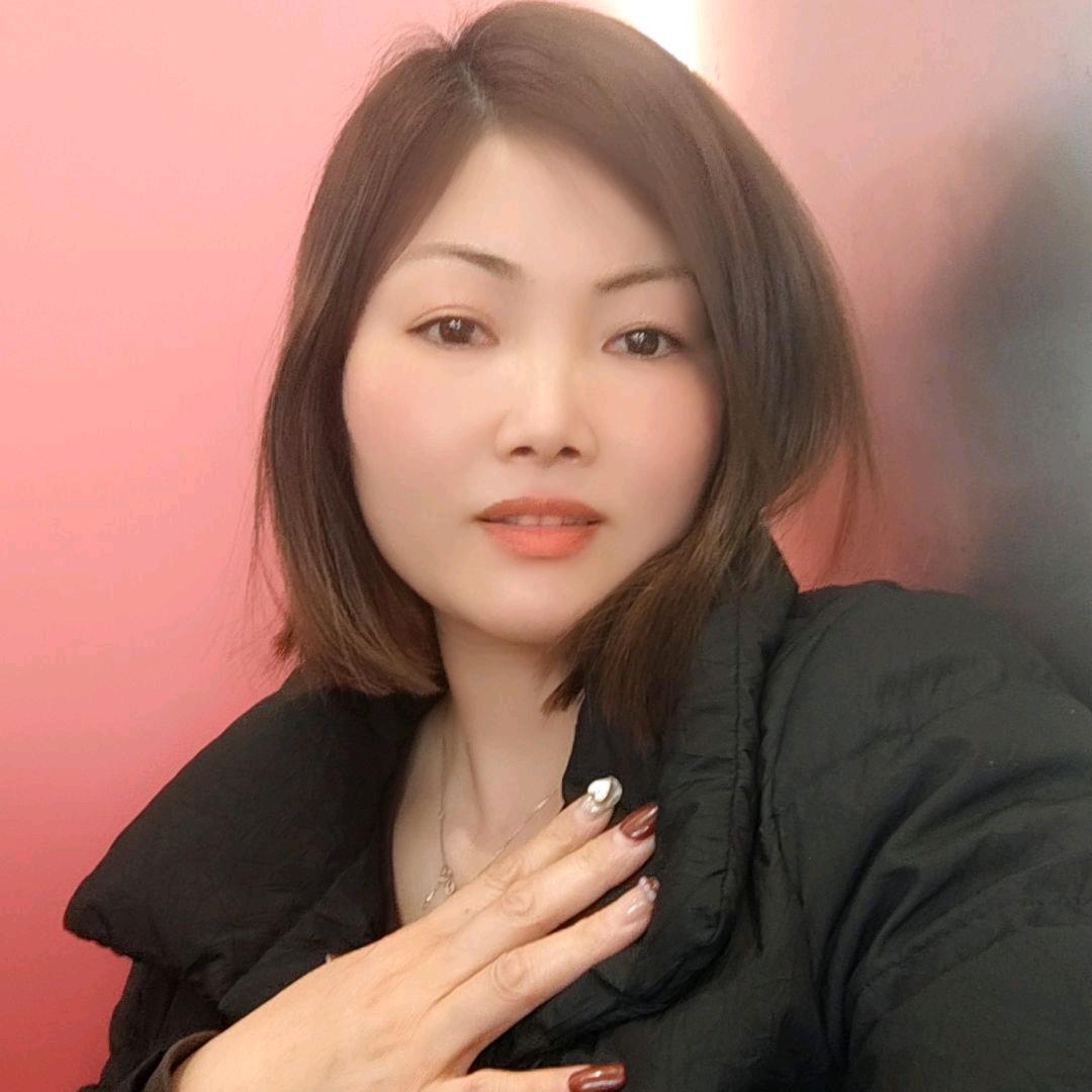 木村小贾《橱窗好物多多》