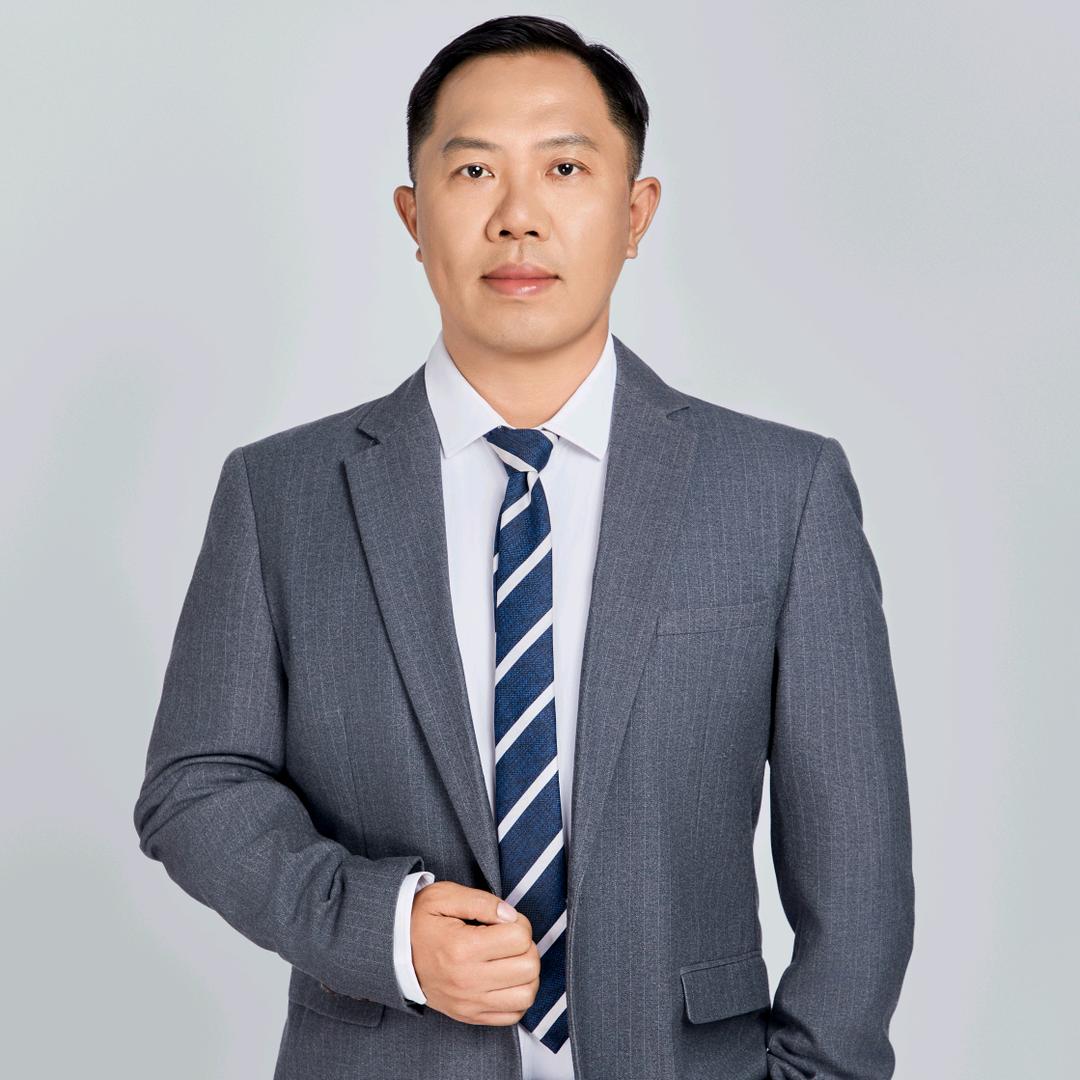 屈老师挺保险