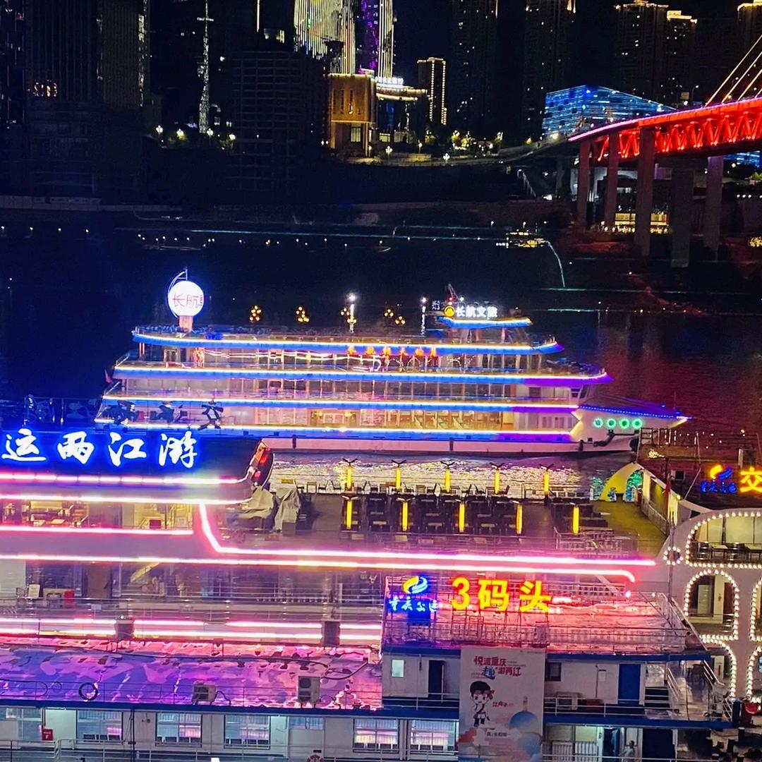不认命，不信命，到头来只能努力去改变命运