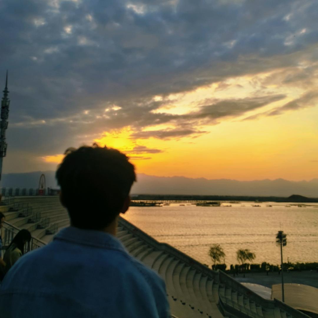 不会三分的（明）