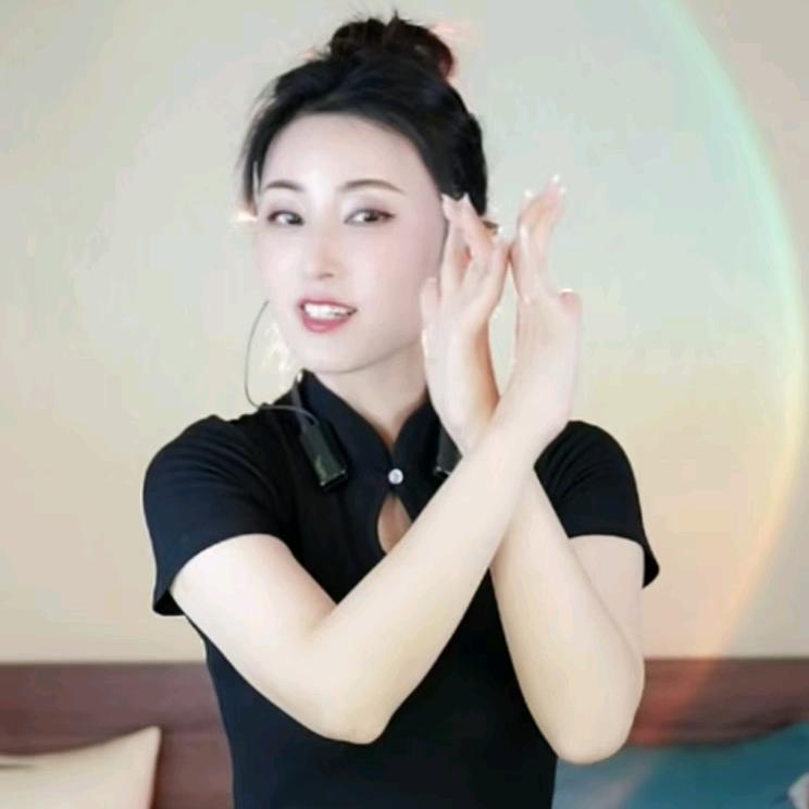 🍀译心