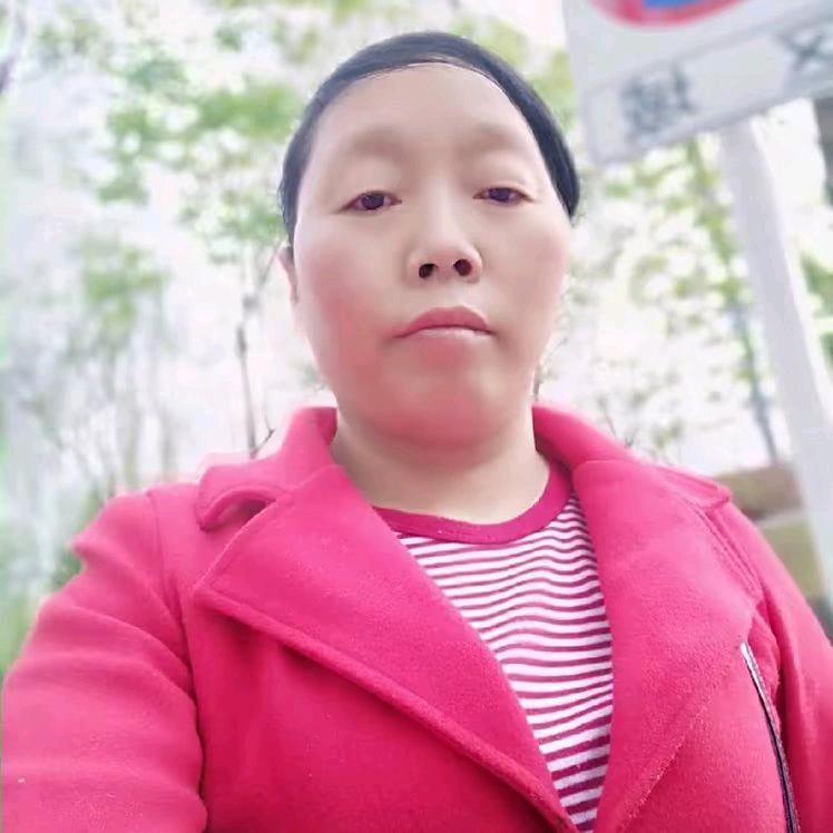 我是何大姐卖菜的