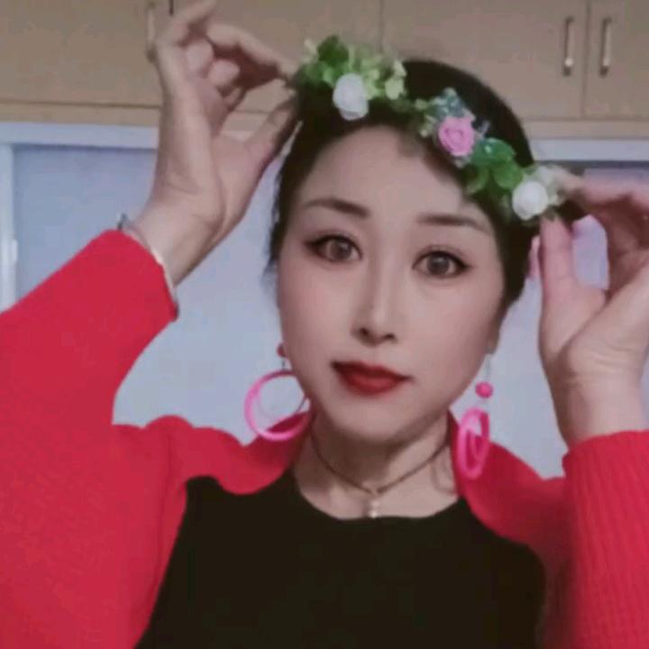 朵朵🎤每晚7点二十开直播大家中秋节快乐