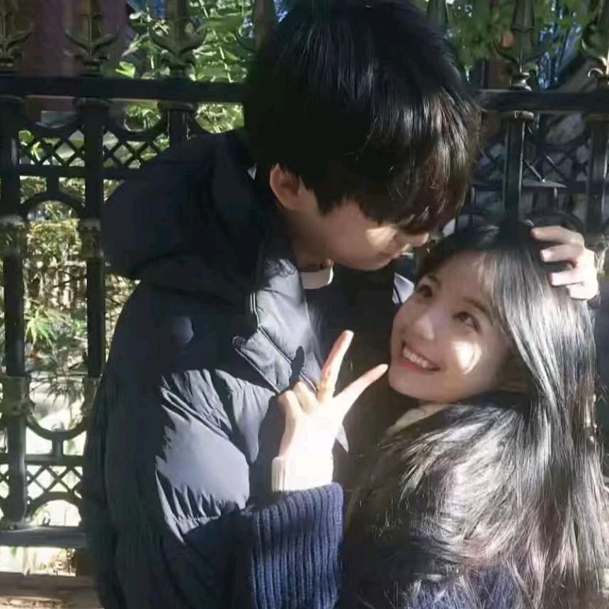 唔西迪西～🍄（我要早睡我要早睡）