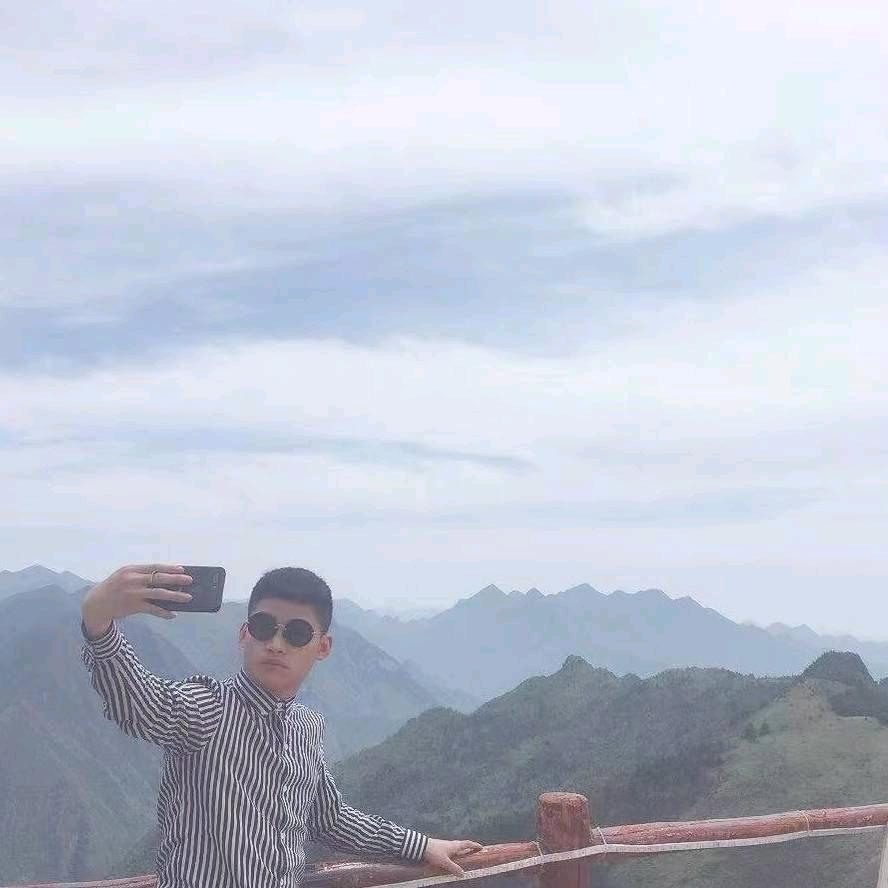 伍经理  招聘中