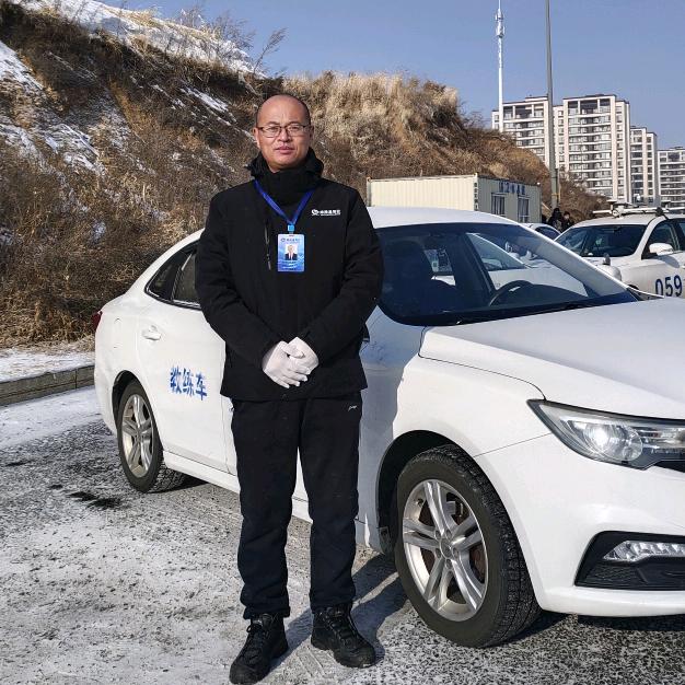 长春路路通驾校郑教练长