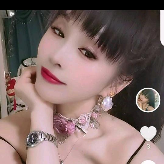 爱运动的女孩。