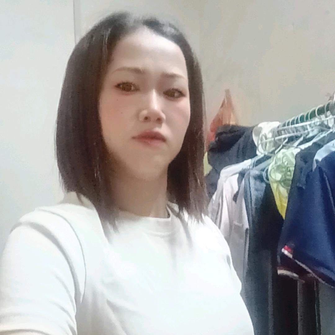 覃亚细云梦亚沣百货优品小铺