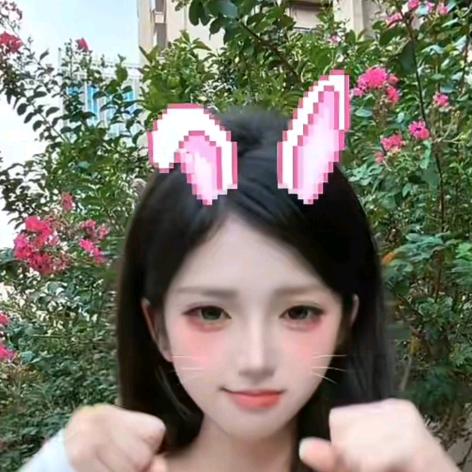 我是小梨涡，我骑自行车