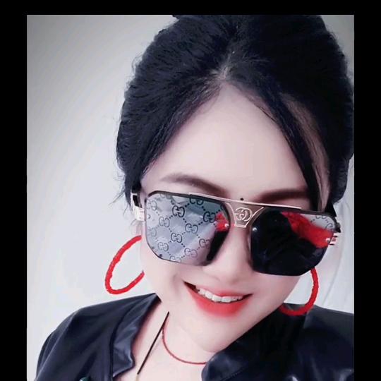敏姐很霸道