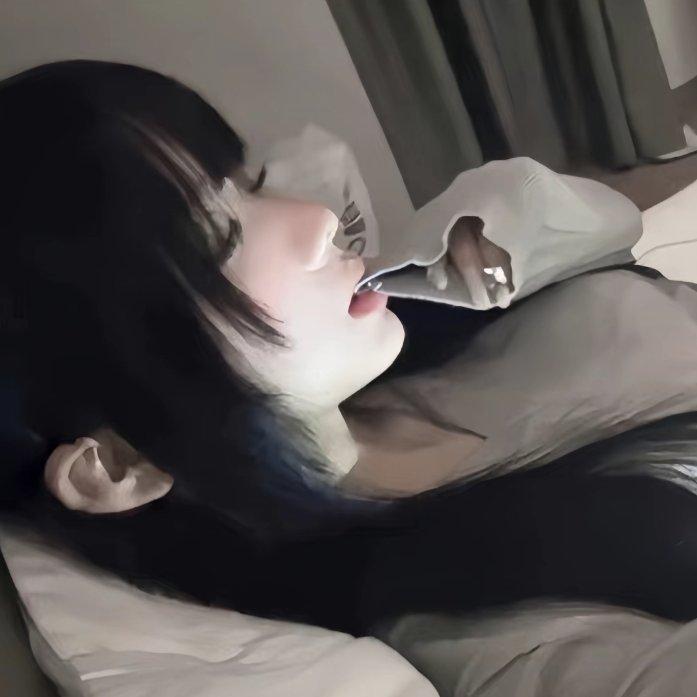 施淇