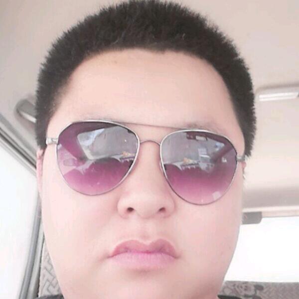 于建伟
