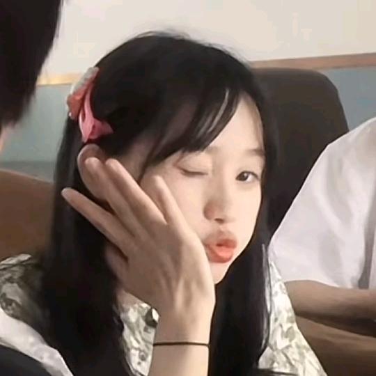 爱喝奶茶的团团