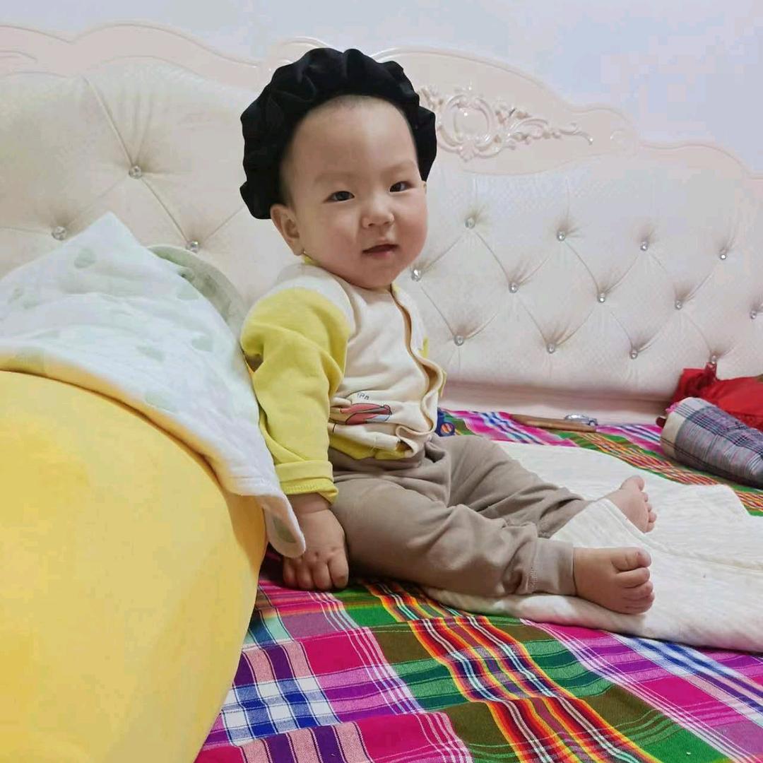 铅笔花再美如今是黑色