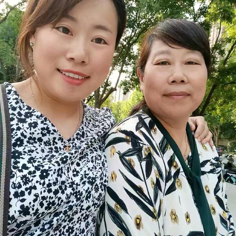 幸福快乐一家人