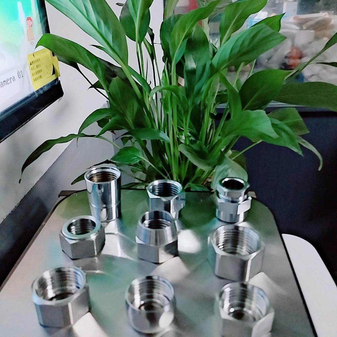 @专业生产数控水暖螺帽