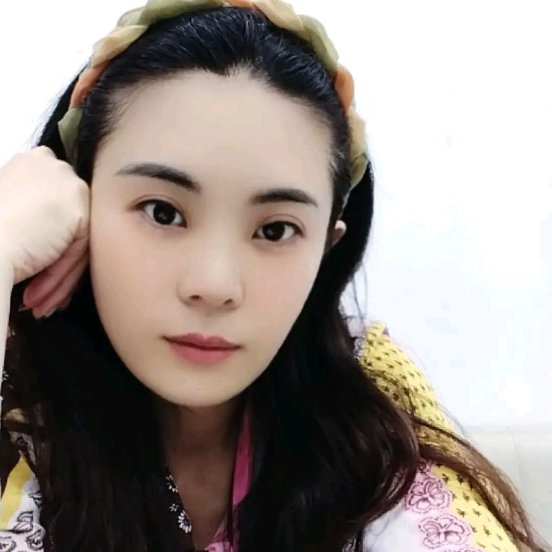 小趴菜雪姐 尾货鞋服批发